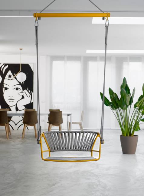 Качели плетеные Lisa Swing желтый, серебристый 730х650х1750 мм